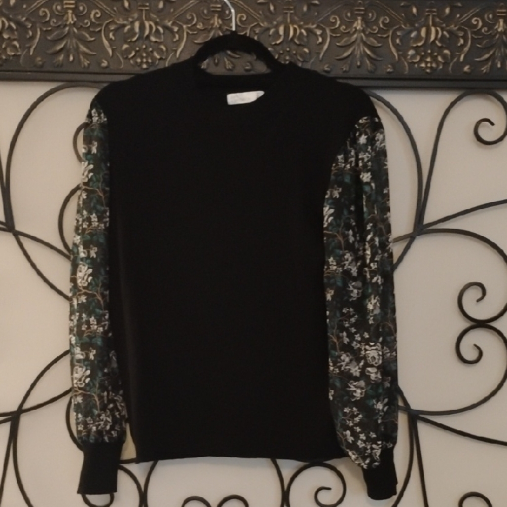 89th & Madison Black Long Sleeve Fitted Sweatshirt